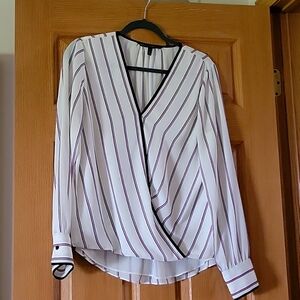 Ladies long sleeve top